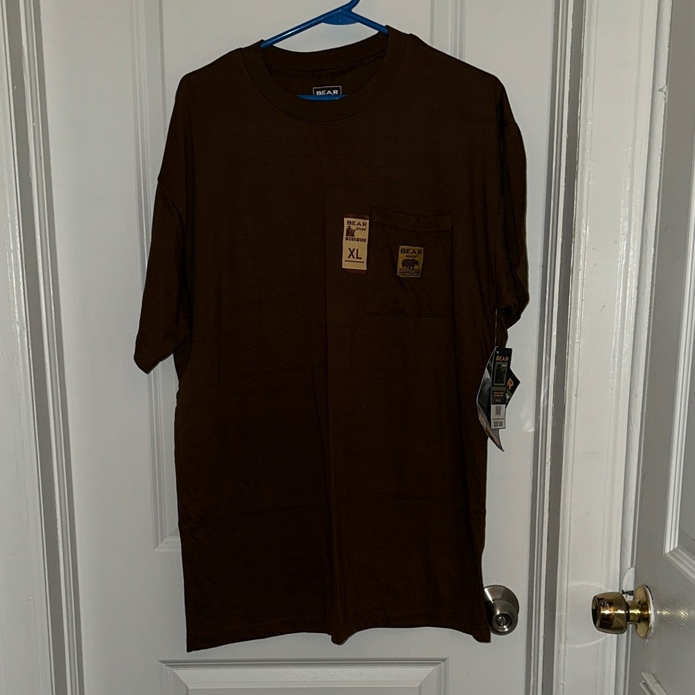 Men's Short-Sleeve Pocket Tee in Dark Brown - XL
